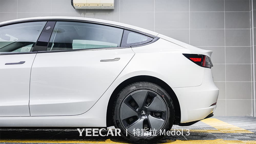 特斯拉Model3白色施工YEECAR隐形车衣流程及效果展示（图二九）