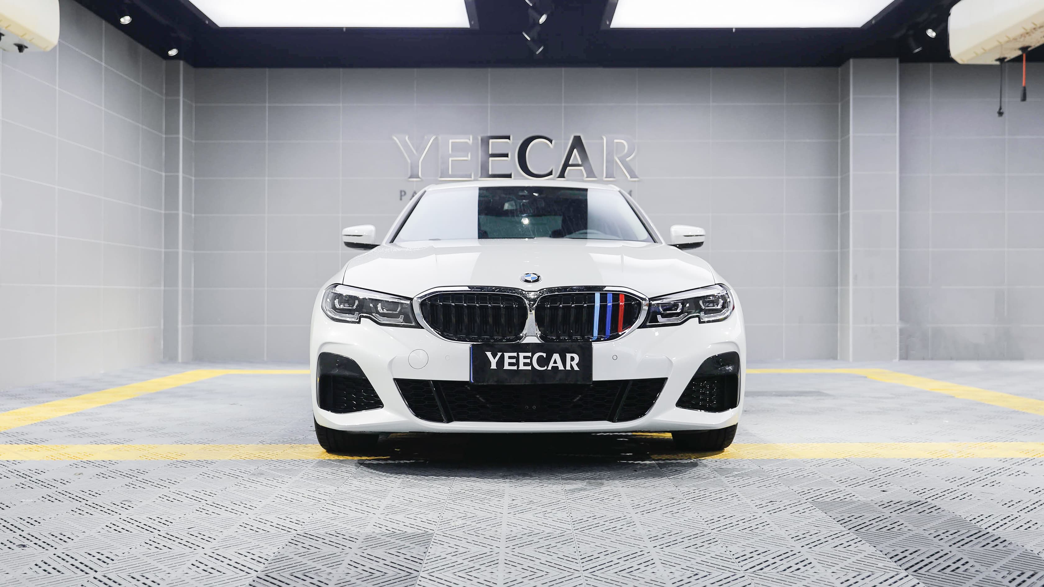 宝马 325i 白色 施工YEECAR隐形车衣流程及效果展示