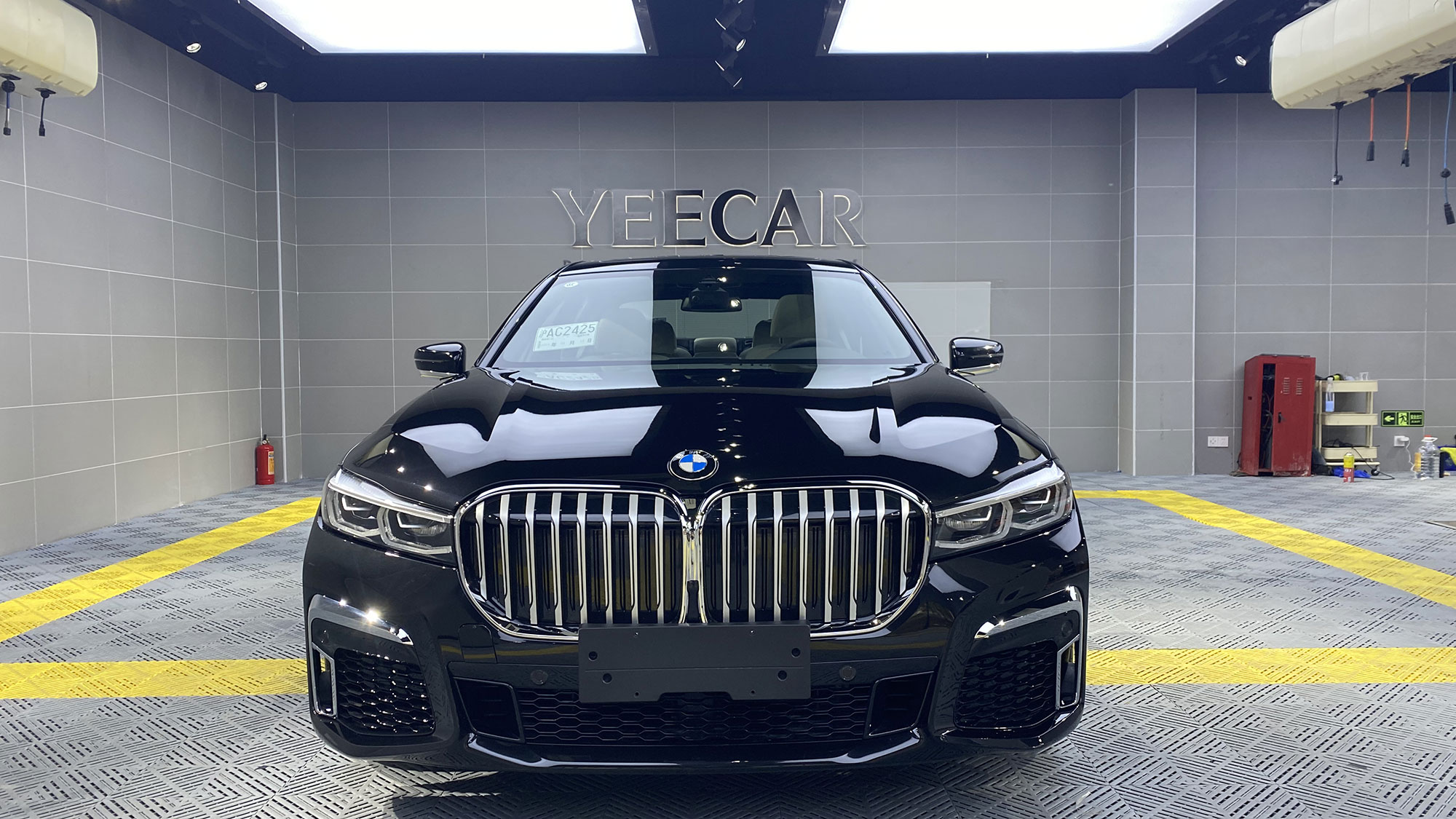 宝马740LI施工YEECAR隐形车衣后有什么效果？