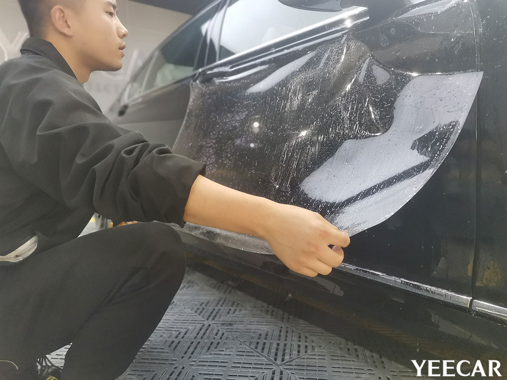 宝马740LI施工YEECAR隐形车衣过程展示（图六）